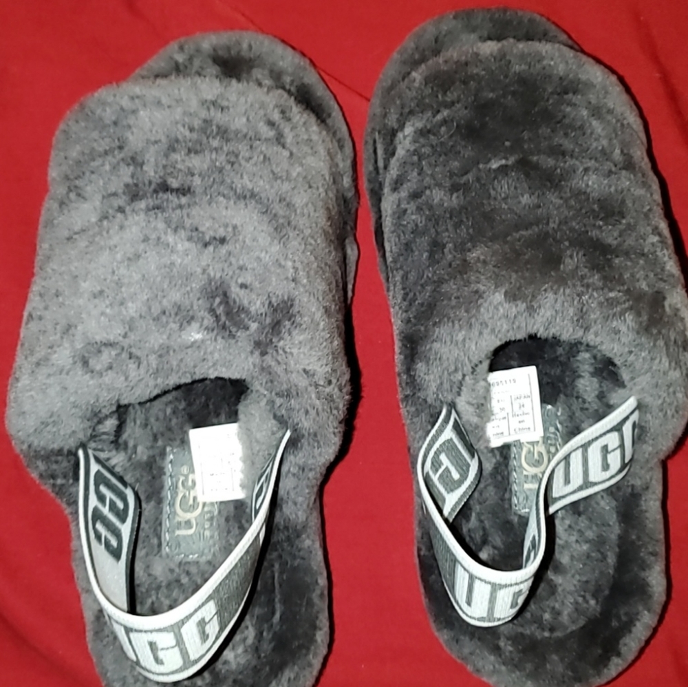 UGG Fluff Yeah Slippers